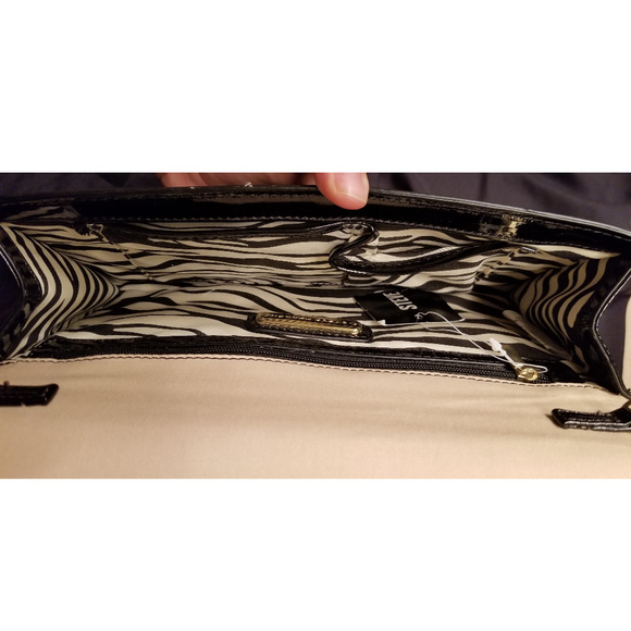 NWT Steve Madden - Shiny Black Purse - Picture 5 of 6